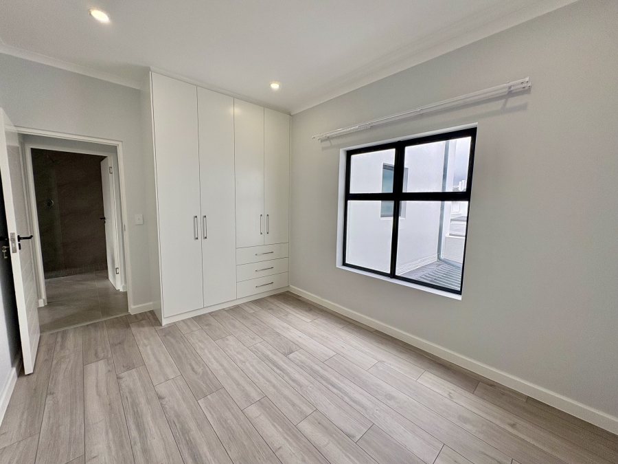 4 Bedroom Property for Sale in Sandown Western Cape